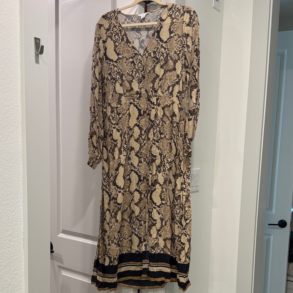 Snakeskin print dress